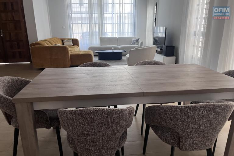 Une villa F6 neuve et moderne meublée à Andohanimandroseza