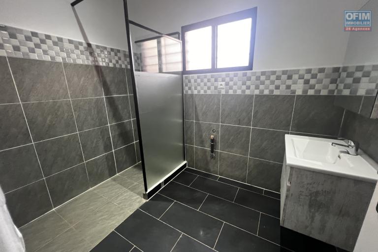 Grande villa F5 à vendre à Saropody Tanjombato