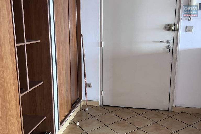 Un grand appartement T3 avec vue sur le lac Anosy
