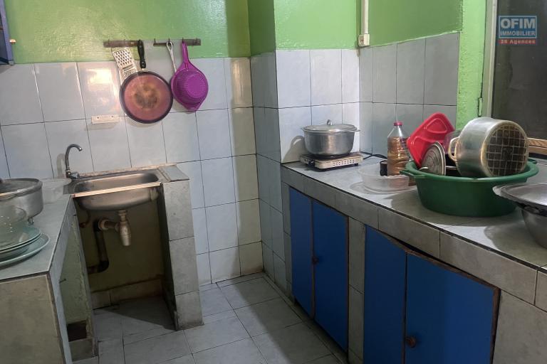 Vente Maison / Villa ANTANANARIVO (TANANARIVE) – photo 3 sur 7 – Cuisine équipée