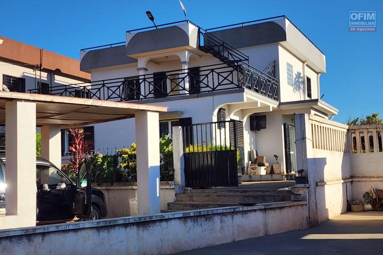 Vente Maison / Villa ANTANANARIVO (TANANARIVE) – photo 1 sur 44 – Façade