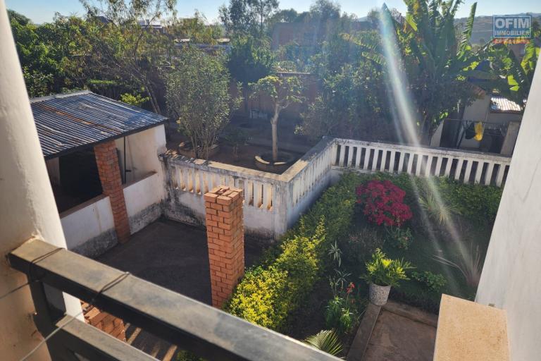Vente Maison / Villa ANTANANARIVO (TANANARIVE) – photo 16 sur 44 – Jardin arboré