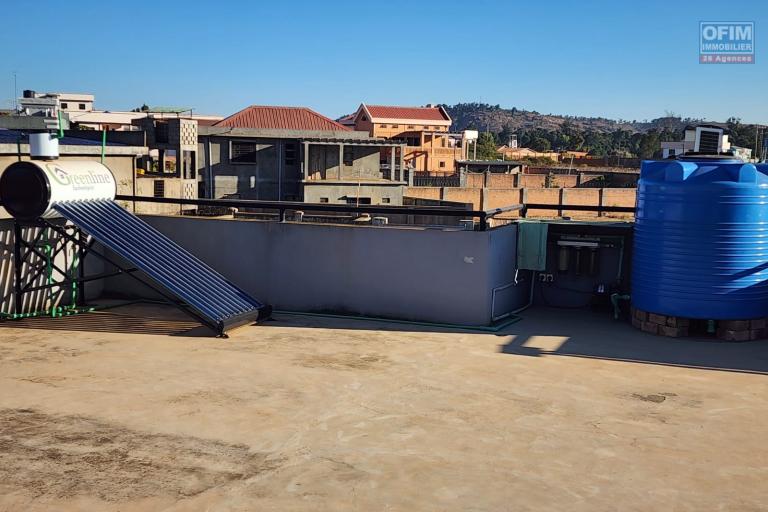 Vente Maison / Villa ANTANANARIVO (TANANARIVE) – photo 21 sur 44 – Terrasse