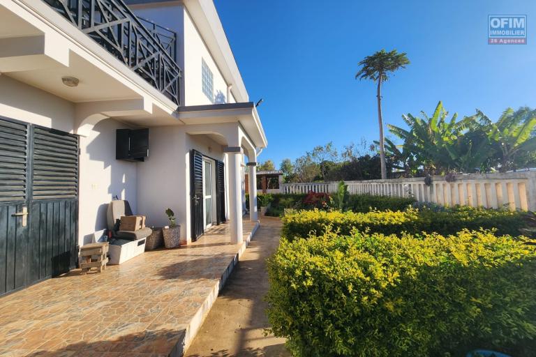 Vente Maison / Villa ANTANANARIVO (TANANARIVE) – photo 26 sur 44 – Jardin arboré