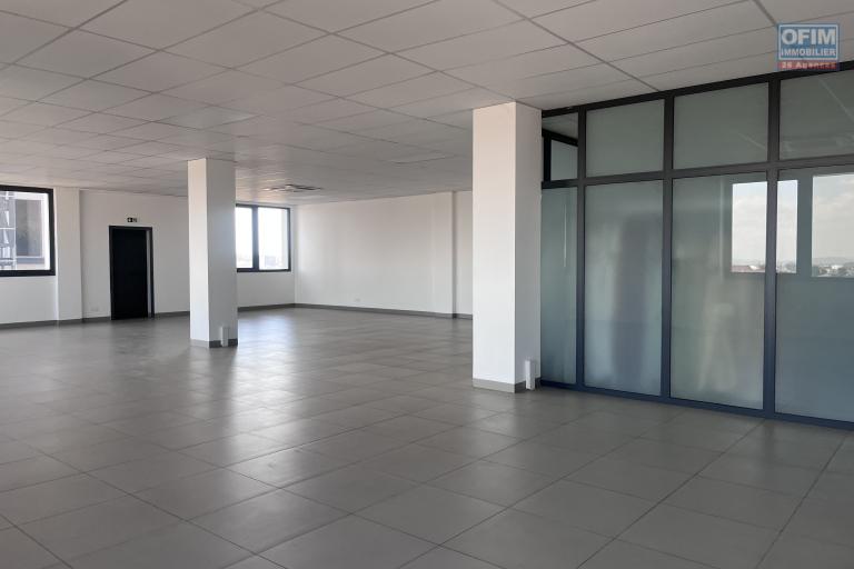 Des bureaux de 200m2, 219m2 et 230m2 à Ankorondrano