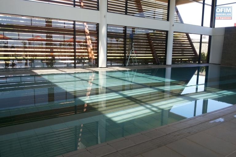 Des appartements T4 de haut standing meublés et équipés dans une résidence à Ivandry ( CONTACT LALAINA 034 08 583 76 )
