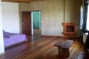 A louer une villa à étage atypique de type F5 avec une très belle vue à Talatamaty Faralaza