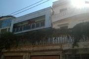 A vendre, lot de 03 maisons à 10 min du centre,en bord de route principale  à Ampahibe Antananarivo