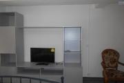 Un studio meublé dans un grand immeuble sécurisé à Ivandry ( LOUE )