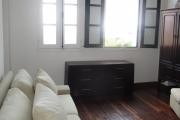 OFIM offre à la location une  grande villa F9 semi-meublée à usage mixte sur la haute ville Andohalo
