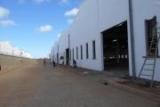 OFIM offre en location un entrepôt neuf de 5000m2 à Anosizato ( LOUE ) CONTACT LALAINA 0340858376