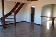 A louer un appartement de type T4 en duplex sis à Ambohibao Andranoro