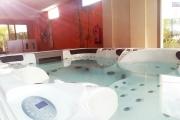 OFIM met en location des appartements T5 de plus de 200m2 dans une résidence calme et sécurisée H24 sur ambatobe à deux pas du lycée français - Jacuzzi