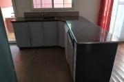 Villa F4 à louer dans le quartier résidentiel de Mahatony à 5min de la Ville.Elle est à proximité des écoles,station Jovena,restaurants,...ect