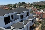 Duplex T5 de 176 m2, flambant neuf avec magnifique vue sis à Tsiadana - Antananarivo