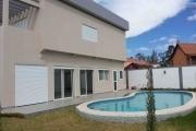 OFIM offre en location une villa F6 avec piscine et jardin dans une résidence à Ivandry.