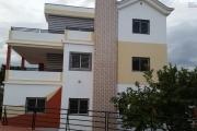 À louer une grande villa à étage de type F8 avec piscine non loin de l' aéroport international Ivato sis à Anosiala Ambohidratrimo