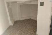 OFIM vous offre un petit studio de 20m2 de surface habitable à Alarobia au RDC bord de route.LOUE
