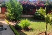 OFIM met en location une coquette villa non meublée de 3 chambres, un living, un petit jardin et enfin un garage fermé pour une voiture dans une résidence sécurisée à Ambohitrarahaba
