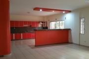À louer un grand appartement 150 m2 de type F4 bord de route principale et à 5mn de l'aéroport Ivato