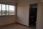 À louer un grand appartement 150 m2 de type F4 bord de route principale et à 5mn de l'aéroport Ivato