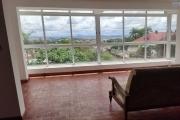 OFIM loue un appartement T2 au surface totale de 160m2 avec baie vitrée dans le séjour donnant une vue agréable à Analamahitsy Ambatobe
