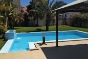 OFIM loue une Villa F6 à étage avec piscine et jardin dans une résidence sécurisée 24/24 à Ambohitrarahaba.LOUE