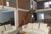 OFIM loue une Villa F6 à étage avec piscine et jardin dans une résidence sécurisée 24/24 à Ambohitrarahaba