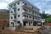 À louer des locaux idéal pour bureau bord de route principale sur la digue non loin de l'ambassade Américain sis à Ambodihady (NON DISPONIBLE)