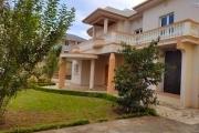 OFIM offre en location une villa F4 à 4min de Somacou Ankadikely Ilafy avec un coin jardin et parking pour 5 voitures. (Bien loué)
