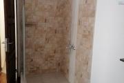 &Agrave; louer un appartement meubl&eacute; de standing type T3 dans un quartier reposant sis &agrave; Ankadivory Talatamaty non loin de l'&eacute;cole primaire Claire Fontaine et centre commercial. Contact Mr Jacky