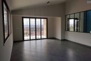 OFIM immobilier offre en location une villa basse neuve F4 à 6min du Leader Price Ambatobe