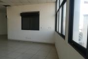 Un bureau de 93 m2 sécurisé à Ambodivona