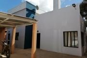 Villa moderne style cubique de type F5 dans une résidence hautement sécurisée à 5mn à pied de l'école primaire française C Ambohibao et à 10 minutes de l'aéroport