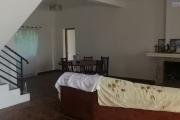 Villa F5 à étage , semi-meublé dans un endroit calme et en sécurité à Ambohibao Manerinerina (NON DISPONIBLE)