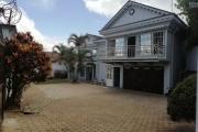 À louer une villa à étage de type F6 dans un quartier calme et résidentiel sis à Ambatolampy Ambohibao (NON DISPONIBLE)