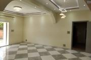 OFIM immobilier offre en location villa meublée disponible de suite dans une petite résidence sécurisées 24/24 sise à Itaosy à 4min à partir de la Galana Andranonahoatra.DISPONIBLE
