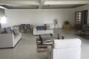 À louer un appartement meublé de standing type T4 à Tanjondava Talatamaty dans un quartier calme et non loin de l’école Vision Vallet