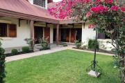 OFIM immobilier offre en location une charmante Villa F6 en bord de route sur Manakambahiny.LOUE