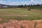 A vendre beau terrain de 22 000 m2 accessible semi-remorque, entièrement clôturé, prêt à bâtir à Ivato- Antananarivo