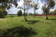 Beau terrain plat prêt à bâtir, clôturé de 7 520 m2 à Manerinerina Antehiroka -Antananarivo