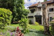 OFIM immobilier loue une charmante Villa à étage avec jardin dans un quartier calme sur Analamahitsy Androhibe