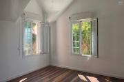 Un grand appartement T5 de 208m2 avec piscine à débordement à 20mn de l'Ambassade de France sur haute ville à Ambohipotsy ( CONTACT LALAINA 0340858376 )