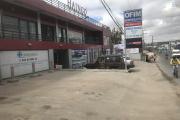 A louer un local de 62 m² au 1er niveau d'un immeuble fraîchement construit bord de route très fréquentée d'Ambohibao