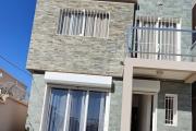  A Vendre Maison Neuve F3 en Duplex Meublée à Ambohitrarahaba