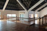 Une grande villa F8 à usage bureau à Ambohimiandra