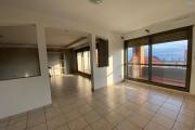 Un appartement T3 avec vue sur lac Anosy à Ambatonakanga ( CONTACT LALAINA 0340858376 )