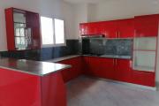 À louer un appartement neuf de type T3 dans un quartier calme, résidentiel et sécurisé de Ilaivola à proximité de toutes les commodités et non loin de l'aéroport international Ivato. (NON DISPONIBLE)
