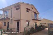 &agrave; louer villa F4 sur ambohinambo talatamaty. Contact