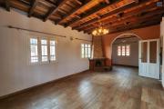 A louer une maison traditionnelle de type F5 situ&eacute; dans un quartier s&eacute;curis&eacute; non loin de l'a&eacute;roport et la nouvelle rocade d'Andranotapahana sise &agrave; Amboropotsy Talatamaty. CONTACT Jacky 034 02 443 04 (NON DISPONIBLE)